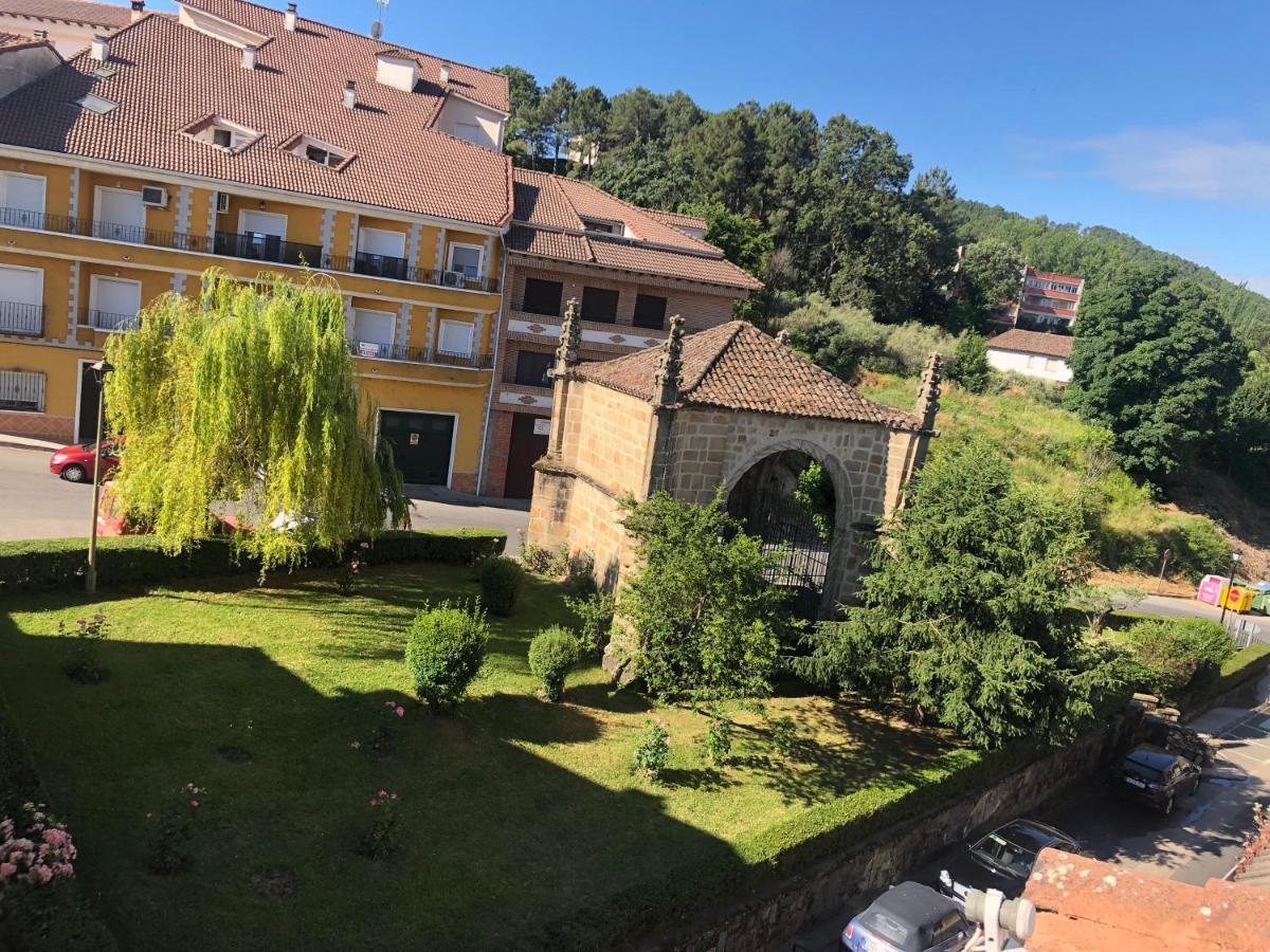 Apartamento Turistico Atico La Taberna Arenas de San Pedro Eksteriør bilde